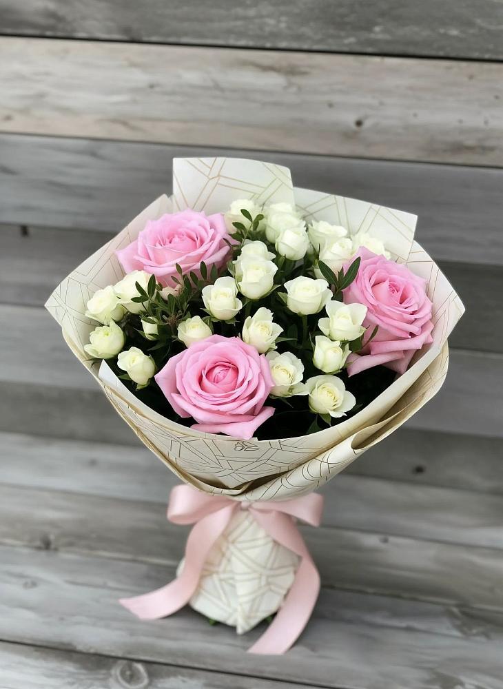 Букет цветов из: Розы в Горнозаводском