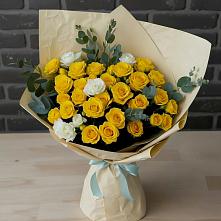 Букет цветов из:  Розы в Горнозаводском