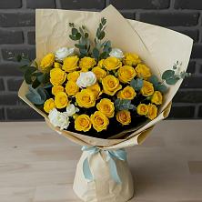 Букет цветов из:  Розы в Горнозаводском