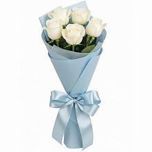 Букет 5 Белых роз Проуд в Горнозаводском