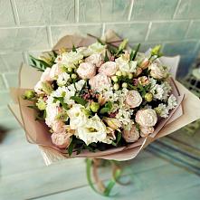 Букет цветов из:  Альстромерии, Розы и Хризантемы #REPLACE_PRED# Горнозаводском