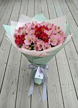 Букет цветов из:  Альстромерии в Горнозаводском