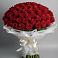 Букет 101 Красная роза Блэк Мэджик в Горнозаводском