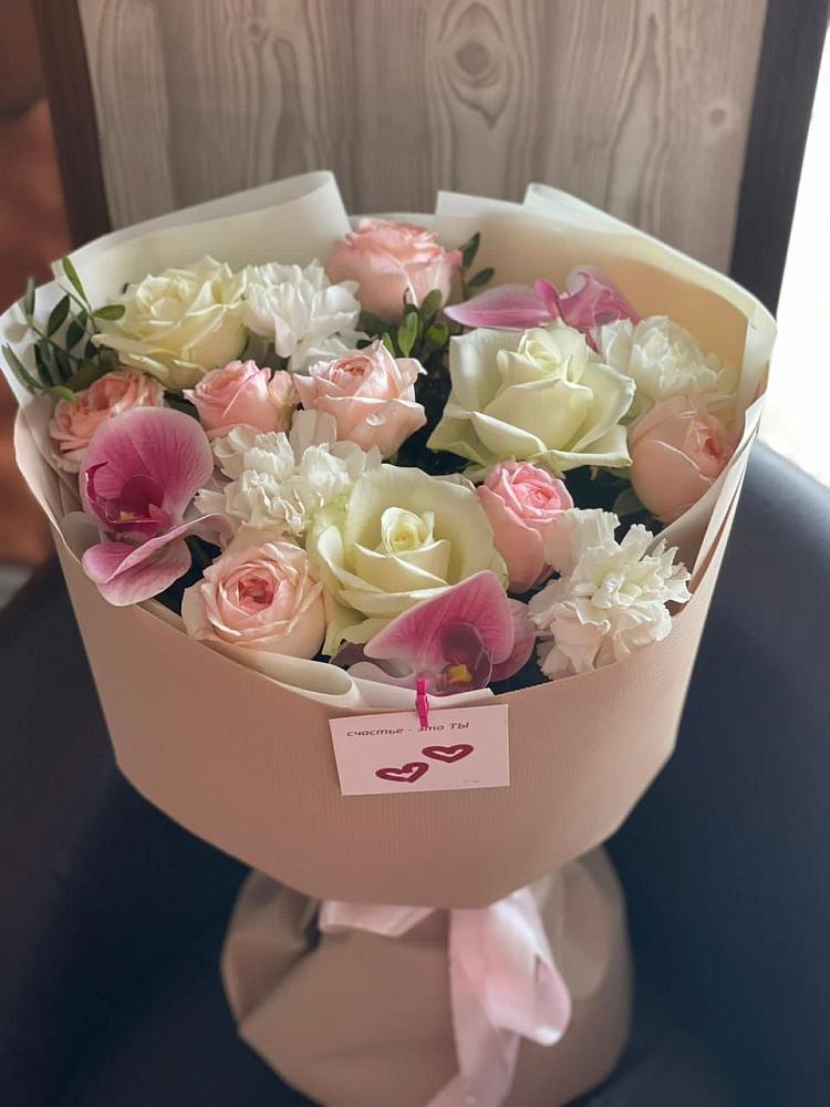 Букет цветов из: Орхидеи, Розы и Гвоздики в Горнозаводском