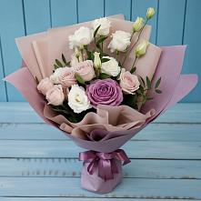 Букет цветов из:  Розы и Лизиантусы в Горнозаводском