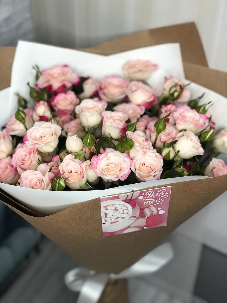 Букет цветов из: Розы в Горнозаводском