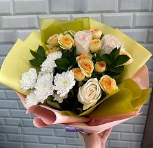 Букет цветов из:  Розы и Хризантемы #REPLACE_PRED# Горнозаводском