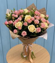 Букет цветов из:  Розы в Горнозаводском