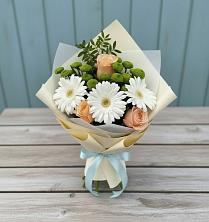 Букет цветов из:  Герберы, Розы и Хризантемы в Горнозаводском