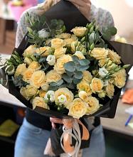 Букет цветов из:  Розы и Лизиантусы #REPLACE_PRED# Горнозаводском