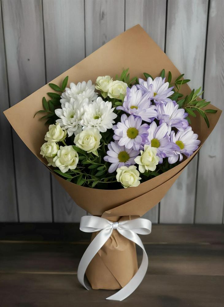 Букет цветов из: Хризантемы и Розы в Горнозаводском