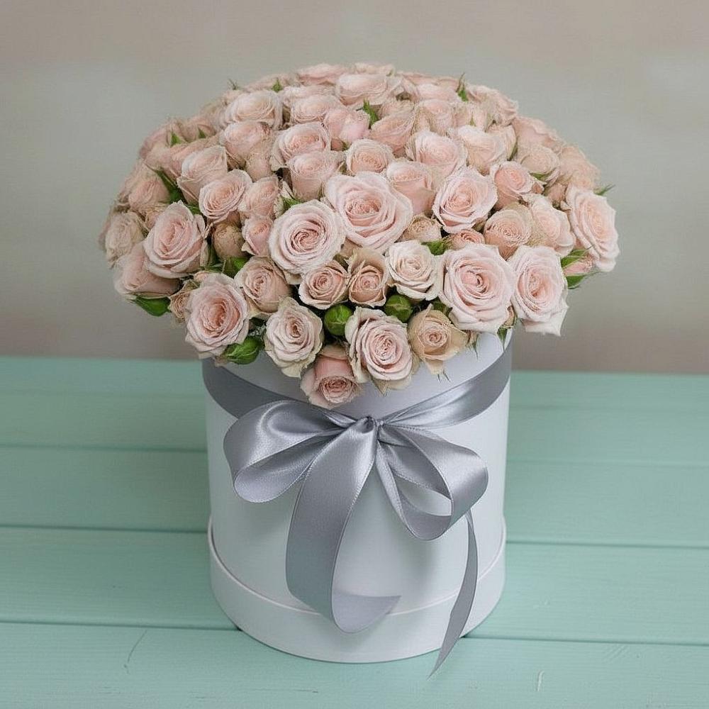 Цветочная композиция из Розы в шляпной коробке в Горнозаводском