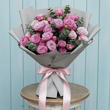 Букет цветов из:  Розы в Горнозаводском